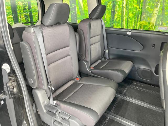 セレナ e-パワー ハイウェイスターV 純正SDナビ 衝突被害軽減システム 両側電動ドア 後席モニター 全周囲カメラ クルコン ドラレコ コーナーセンサー スマートキー LEDヘッド ビルトインETC 純正15インチアルミ(9枚目)