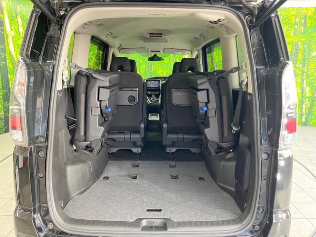 セレナ e-パワー ハイウェイスターV 純正SDナビ 衝突被害軽減システム 両側電動ドア 後席モニター 全周囲カメラ クルコン ドラレコ コーナーセンサー スマートキー LEDヘッド ビルトインETC 純正15インチアルミ(11枚目)