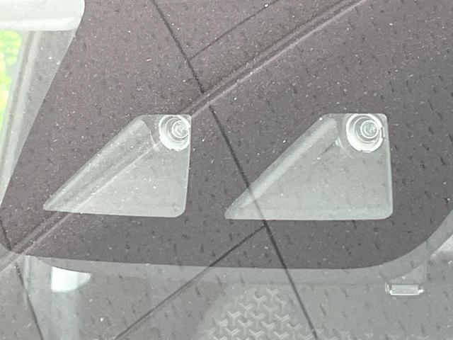 ライズ Ｚ　エアロ　純正ＳＤナビ　バックカメラ　衝突被害軽減システム　レーダークルーズ　ドラレコ　コーナーセンサー　スマートキー　ＬＥＤヘッド　ビルトインＥＴＣ　純正１７インチアルミ　車線逸脱警報　オートライト（4枚目）