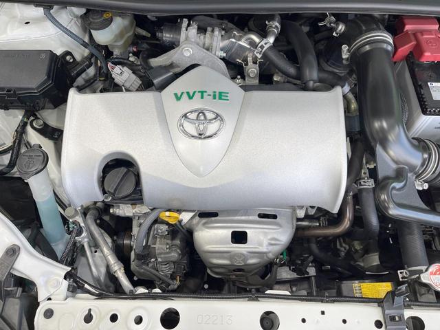 カローラフィールダー １．５Ｇ　ダブルバイビー　純正ＳＤナビ　バックカメラ　衝突被害軽減システム　禁煙車　ハーフレザーシート　スマートキー　ＬＥＤヘッド　純正１６インチアルミ　オートハイビーム　車線逸脱警報　オートライト　オートエアコン（17枚目）