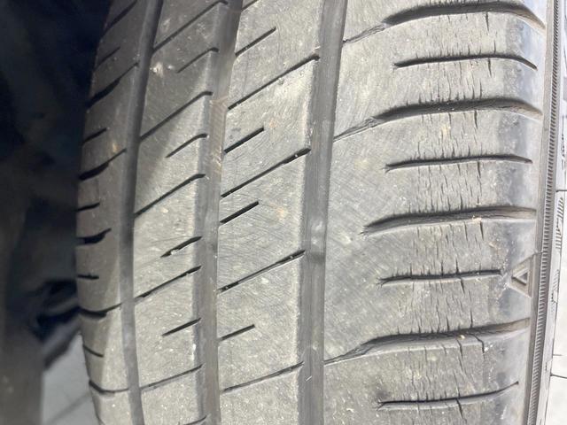 カローラフィールダー １．５Ｇ　ダブルバイビー　純正ＳＤナビ　バックカメラ　衝突被害軽減システム　禁煙車　ハーフレザーシート　スマートキー　ＬＥＤヘッド　純正１６インチアルミ　オートハイビーム　車線逸脱警報　オートライト　オートエアコン（25枚目）