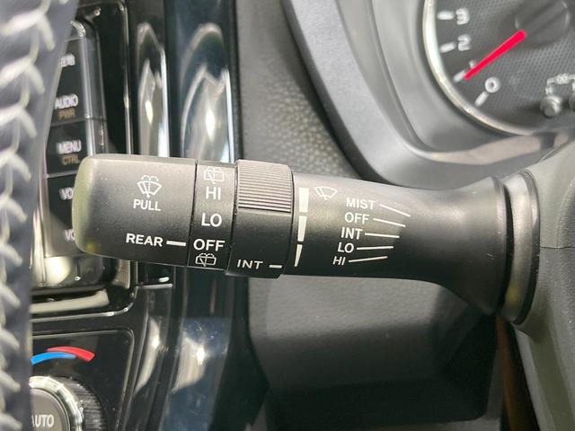 カローラフィールダー １．５Ｇ　ダブルバイビー　純正ＳＤナビ　バックカメラ　衝突被害軽減システム　禁煙車　ハーフレザーシート　スマートキー　ＬＥＤヘッド　純正１６インチアルミ　オートハイビーム　車線逸脱警報　オートライト　オートエアコン（36枚目）