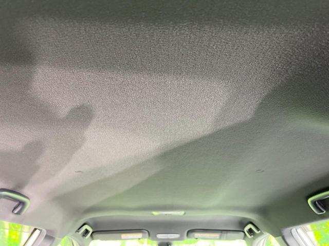 カローラフィールダー １．５Ｇ　ダブルバイビー　純正ＳＤナビ　バックカメラ　衝突被害軽減システム　禁煙車　ハーフレザーシート　スマートキー　ＬＥＤヘッド　純正１６インチアルミ　オートハイビーム　車線逸脱警報　オートライト　オートエアコン（47枚目）