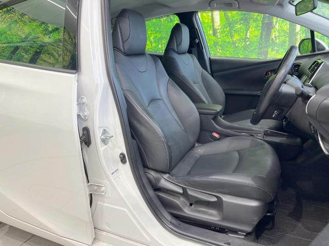 プリウス Ｓツーリングセレクション　純正ＳＤナビ　バックカメラ　衝突被害軽減システム　レーダークルーズ　禁煙車　シートヒーター　コーナーセンサー　スマートキー　ＬＥＤヘッド　ビルトインＥＴＣ　純正１７インチアルミ　オートハイビーム（8枚目）