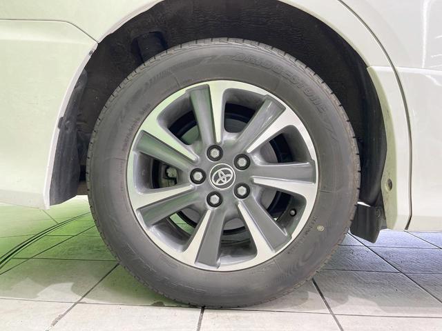 ヴォクシー ＺＳ　煌ＩＩ　両側電動ドア　ＳＤナビ　後席モニター　バックカメラ　衝突被害軽減システム　禁煙車　コーナーセンサー　スマートキー　ＬＥＤヘッド　ビルトインＥＴＣ　クルコン　純正１６インチアルミ　車線逸脱警報（14枚目）