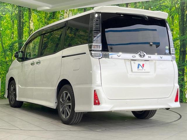 ヴォクシー ＺＳ　煌ＩＩ　両側電動ドア　ＳＤナビ　後席モニター　バックカメラ　衝突被害軽減システム　禁煙車　コーナーセンサー　スマートキー　ＬＥＤヘッド　ビルトインＥＴＣ　クルコン　純正１６インチアルミ　車線逸脱警報（26枚目）