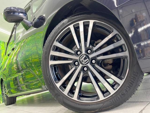 �y�����P�V�C���`�A���~�z�C�[���z�O�ςɃ}�b�`���������A���~�z�C�[���𑕒����Ă���܂��B�e��ЊO�A���~�z�C�[����A�X�^�b�h���X�^�C�����戵�����Ă���܂��B���񂲑��k����������