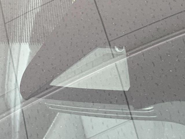 ヤリスクロス ハイブリッドZ 全周囲カメラ 衝突被害軽減システム レーダークルーズ 禁煙車 ハーフレザーシート パワーシート コーナーセンサー スマートキー LEDヘッド ビルトインETC 純正18インチアルミ オートハイビーム(5枚目)