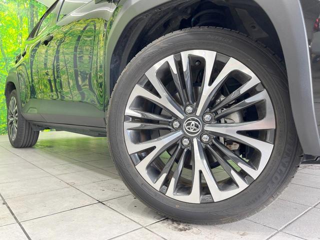 ヤリスクロス ハイブリッドZ 全周囲カメラ 衝突被害軽減システム レーダークルーズ 禁煙車 ハーフレザーシート パワーシート コーナーセンサー スマートキー LEDヘッド ビルトインETC 純正18インチアルミ オートハイビーム(13枚目)