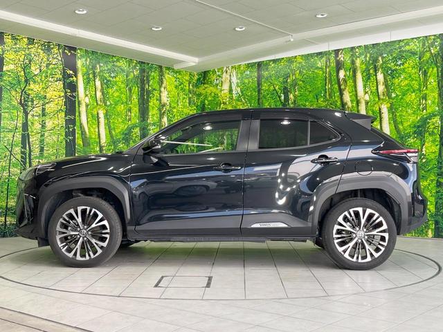 ヤリスクロス ハイブリッドZ 全周囲カメラ 衝突被害軽減システム レーダークルーズ 禁煙車 ハーフレザーシート パワーシート コーナーセンサー スマートキー LEDヘッド ビルトインETC 純正18インチアルミ オートハイビーム(22枚目)