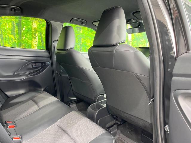 ヤリスクロス ハイブリッドZ 全周囲カメラ 衝突被害軽減システム レーダークルーズ 禁煙車 ハーフレザーシート パワーシート コーナーセンサー スマートキー LEDヘッド ビルトインETC 純正18インチアルミ オートハイビーム(53枚目)