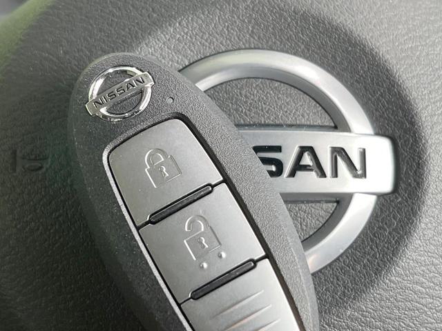 デイズ X バックカメラ 衝突被害軽減システム 禁煙車 コーナーセンサー スマートキー 純正14インチアルミ オートエアコン CD オートライト 盗難防止装置 誤発信抑制装置 トラクションコントロール(6枚目)