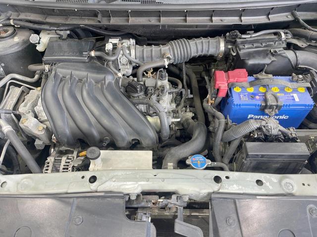 ジューク １５ＲＸ　バックカメラ　禁煙車　ビルトインＥＴＣ　オートライト　オートエアコン　ＣＤ　地デジ　キーレス　盗難防止装置　トラクションコントロール（18枚目）