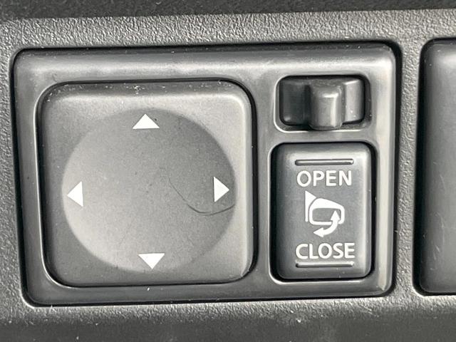 ジューク １５ＲＸ　バックカメラ　禁煙車　ビルトインＥＴＣ　オートライト　オートエアコン　ＣＤ　地デジ　キーレス　盗難防止装置　トラクションコントロール（37枚目）