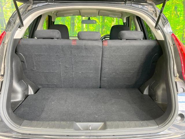 ジューク １５ＲＸ　バックカメラ　禁煙車　ビルトインＥＴＣ　オートライト　オートエアコン　ＣＤ　地デジ　キーレス　盗難防止装置　トラクションコントロール（44枚目）