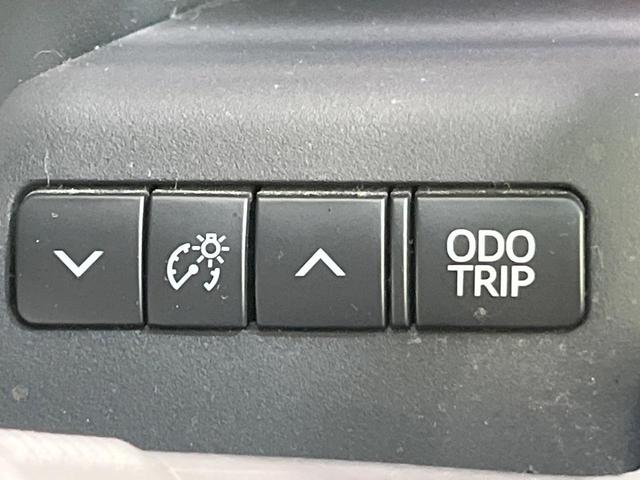 アルファード ２．５Ｓ　両側電動ドア　純正ＳＤナビ　後席モニター　フロント・サイド・バックカメラ　ＪＢＬサウンド　衝突被害軽減システム　レーダークルーズ　禁煙車　ドラレコ　コーナーセンサー　スマートキー　ＬＥＤヘッド（51枚目）