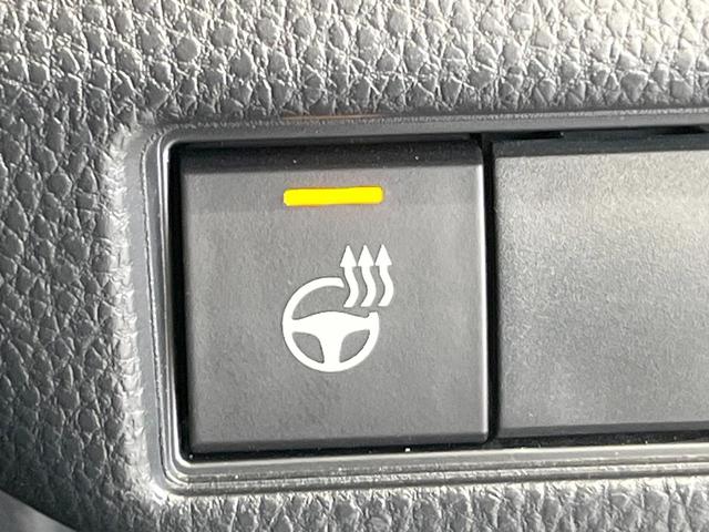 プリウス Ｚ　モデリスタエアロ　全周囲カメラ　衝突被害軽減システム　レーダークルーズ　禁煙車　レザーシート　前席シートエアコン　パワーシート　ドラレコ　コーナーセンサー　スマートキー　ＬＥＤヘッド　ＥＴＣ２．０（6枚目）