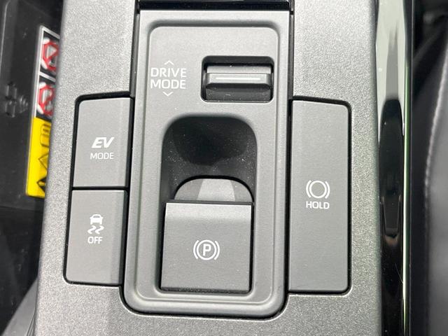 プリウス Ｚ　モデリスタエアロ　全周囲カメラ　衝突被害軽減システム　レーダークルーズ　禁煙車　レザーシート　前席シートエアコン　パワーシート　ドラレコ　コーナーセンサー　スマートキー　ＬＥＤヘッド　ＥＴＣ２．０（7枚目）