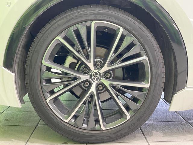 プリウス Ｚ　モデリスタエアロ　全周囲カメラ　衝突被害軽減システム　レーダークルーズ　禁煙車　レザーシート　前席シートエアコン　パワーシート　ドラレコ　コーナーセンサー　スマートキー　ＬＥＤヘッド　ＥＴＣ２．０（13枚目）