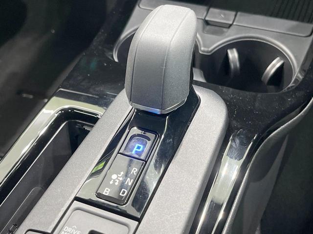 プリウス Ｚ　モデリスタエアロ　全周囲カメラ　衝突被害軽減システム　レーダークルーズ　禁煙車　レザーシート　前席シートエアコン　パワーシート　ドラレコ　コーナーセンサー　スマートキー　ＬＥＤヘッド　ＥＴＣ２．０（53枚目）