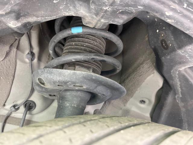 ヤリスクロス ハイブリッドＺ　バックカメラ　衝突被害軽減システム　レーダークルーズ　禁煙車　ハーフレザーシート　コーナーセンサー　スマートキー　ＬＥＤヘッド　ビルトインＥＴＣ　純正１８インチアルミ　オートハイビーム　車線逸脱警報（20枚目）