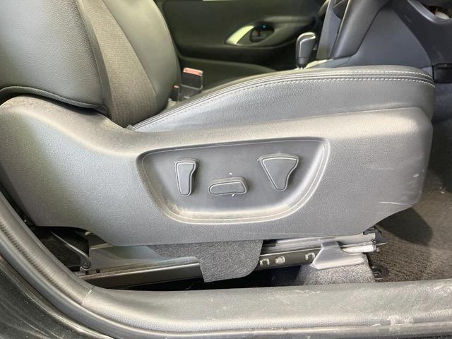 ヤリスクロス ハイブリッドＺ　バックカメラ　衝突被害軽減システム　レーダークルーズ　禁煙車　ハーフレザーシート　コーナーセンサー　スマートキー　ＬＥＤヘッド　ビルトインＥＴＣ　純正１８インチアルミ　オートハイビーム　車線逸脱警報（35枚目）