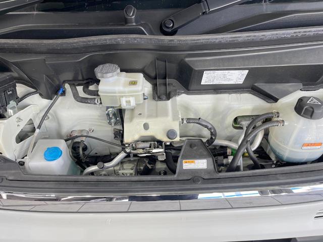 エブリイワゴン ＰＺターボ　電動スライドドア　ＳＤナビ　バックカメラ　衝突被害軽減システム　禁煙車　スマートキー　ＨＩＤヘッド　ＥＴＣ　純正１４インチアルミ　オートライト　オートエアコン　Ｂｌｕｅｔｏｏｔｈ　ＣＤ　ＤＶＤ再生（18枚目）