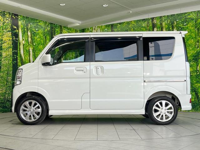 エブリイワゴン ＰＺターボ　電動スライドドア　ＳＤナビ　バックカメラ　衝突被害軽減システム　禁煙車　スマートキー　ＨＩＤヘッド　ＥＴＣ　純正１４インチアルミ　オートライト　オートエアコン　Ｂｌｕｅｔｏｏｔｈ　ＣＤ　ＤＶＤ再生（22枚目）