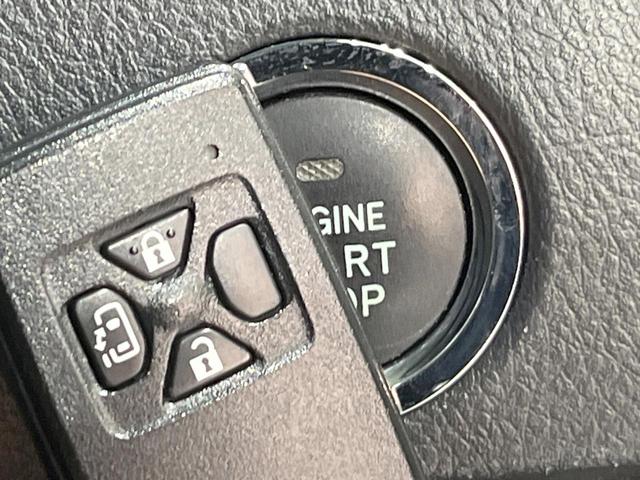 �y�X�}�[�g�L�[�z�J�o����|�P�b�g�ɓ��ꂽ�܂܂ł��h�A�̎{���E�������\�ȃX�}�[�g�L�[�𑕔��B�G���W���̃I���E�I�t�����J�M�����o���K�v����������Ƃ��Ă��֗��ł���