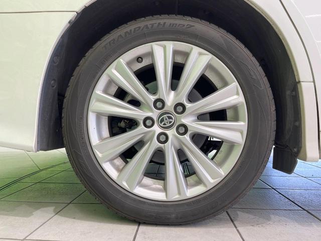 アルファード ２．５Ｓ　両側電動ドア　後席モニター　バックカメラ　衝突被害軽減システム　レーダークルーズ　禁煙車　コーナーセンサー　スマートキー　ＬＥＤヘッド　ビルトインＥＴＣ　純正１８インチアルミ　オートハイビーム（29枚目）