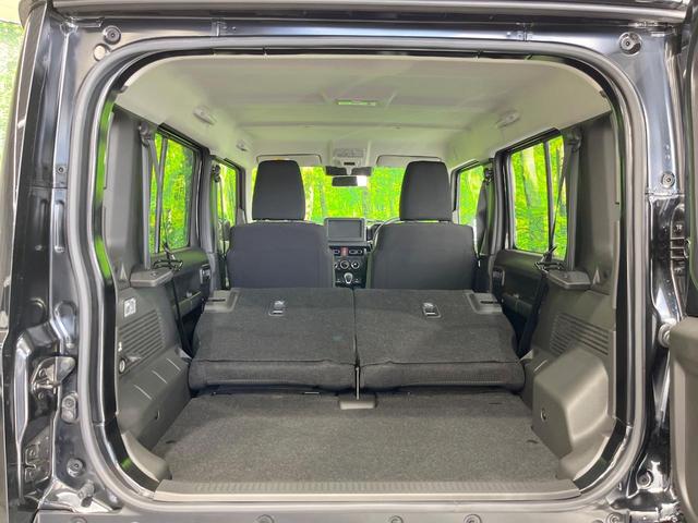 ジムニーノマド ＦＣ　４ＷＤ　登録済未使用車　衝突被害軽減システム　レーダークルーズ　コーナーセンサー　スマートキー　ＬＥＤヘッド　純正１５インチアルミ　オートハイビーム　車線逸脱警報　オートライト　オートエアコン（10枚目）