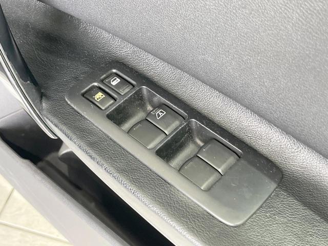 デュアリス 20G 禁煙車 スマートキー HIDヘッド ETC 純正18インチアルミ オートエアコン CD LEDフォグ(33枚目)