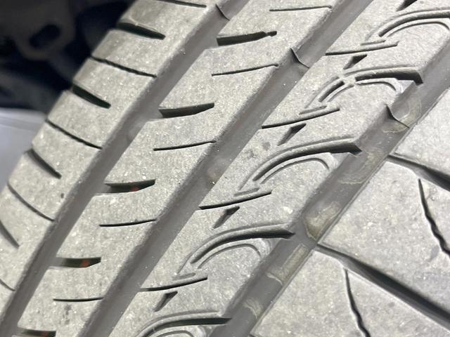 アクア クロスオーバー　ＳＤナビ　衝突被害軽減システム　バックカメラ　ハーフレザーシート　ドラレコ　スマートキー　ＥＴＣ　コーナーセンサー　純正１６インチアルミ　オートハイビーム　オートライト　オートエアコン（24枚目）