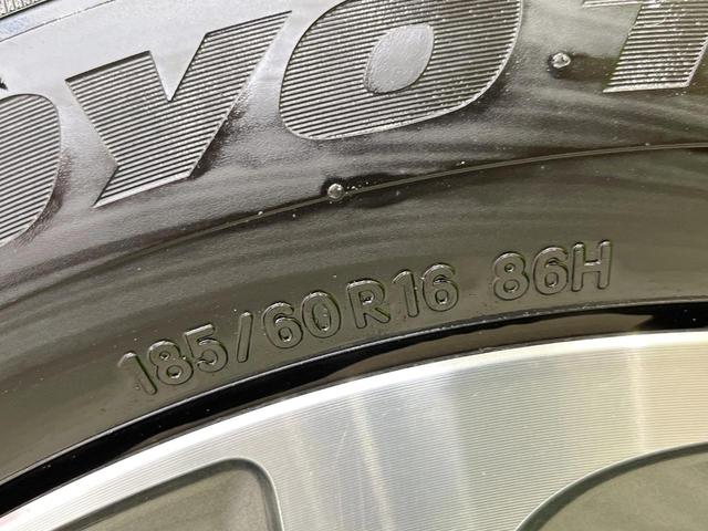 アクア クロスオーバー　ＳＤナビ　衝突被害軽減システム　バックカメラ　ハーフレザーシート　ドラレコ　スマートキー　ＥＴＣ　コーナーセンサー　純正１６インチアルミ　オートハイビーム　オートライト　オートエアコン（25枚目）