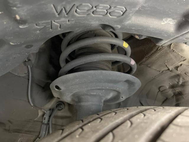 Ｃ－ＨＲ Ｇ　純正ＳＤナビ　バックカメラ　衝突被害軽減システム　レーダークルーズ　ハーフレザーシート　スマートキー　ＬＥＤヘッド　コーナーセンサー　ビルトインＥＴＣ　純正１８インチアルミ　オートハイビーム（23枚目）