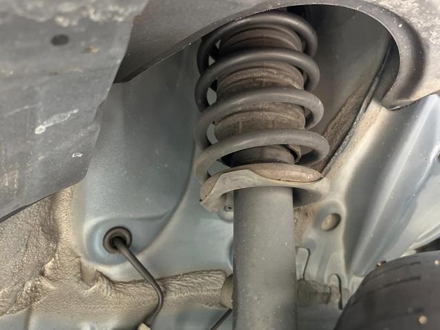 ルーミー カスタムＧ　両側電動ドア　ＳＤナビ　バックカメラ　クルーズコントロール　禁煙車　ＬＥＤヘッド　ビルトインＥＴＣ　純正１４インチアルミ　オートライト　オートエアコン　Ｂｌｕｅｔｏｏｔｈ　ＣＤ　ＤＶＤ再生　フルセグ（28枚目）