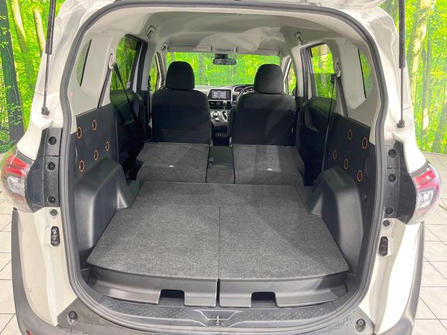 シエンタ ファンベースＧ　両側電動ドア　純正ＳＤナビ　バックカメラ　衝突被害軽減システム　禁煙車　スマートキー　ＬＥＤヘッド　ビルトインＥＴＣ　オートハイビーム　オートライト　オートエアコン　Ｂｌｕｅｔｏｏｔｈ　ＣＤ（10枚目）