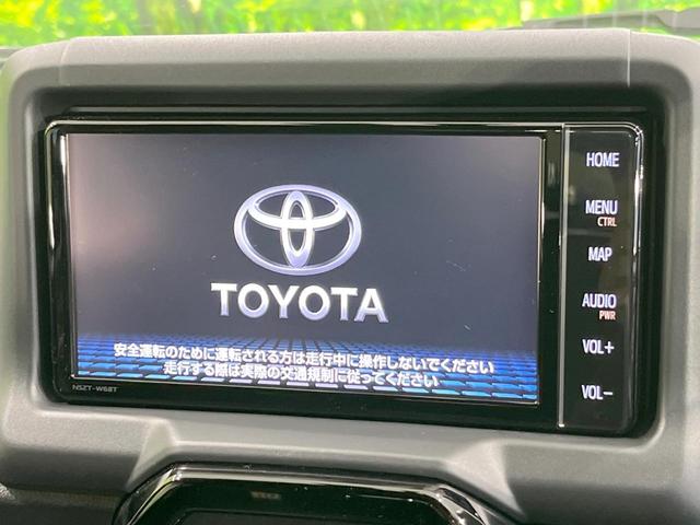 �y�����i�r�z�l�C�̏����i�r�𑕔����Ă���܂��B�i�r�̎g���₷���͂������A�I�[�f�B�I�@�\���[���I�L�����v�◷�s�͂������A�ʋ΂┃�����ȂǕ��i�̃h���C�u���y�����Ȃ�͂���