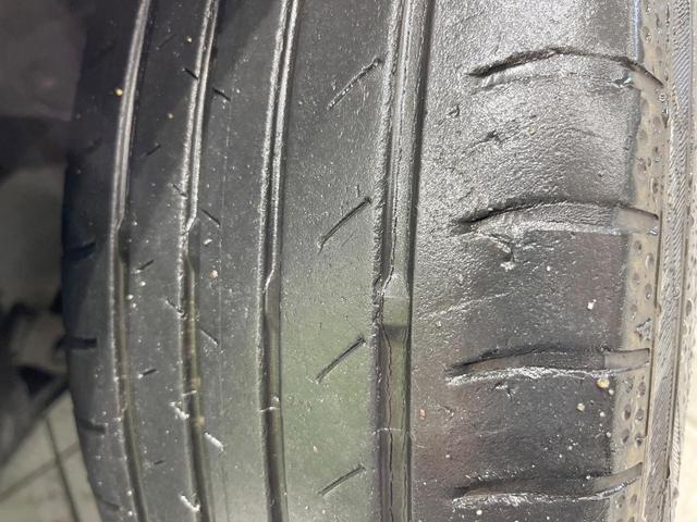 プリウス Ｓセーフティプラス　バックカメラ　衝突被害軽減システム　レーダークルーズ　禁煙車　ドラレコ　コーナーセンサー　スマートキー　ＬＥＤヘッド　ビルトインＥＴＣ　純正１５インチアルミ　オートハイビーム（27枚目）