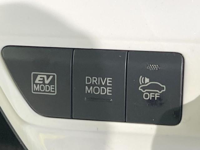 プリウス Ｓセーフティプラス　バックカメラ　衝突被害軽減システム　レーダークルーズ　禁煙車　ドラレコ　コーナーセンサー　スマートキー　ＬＥＤヘッド　ビルトインＥＴＣ　純正１５インチアルミ　オートハイビーム（43枚目）