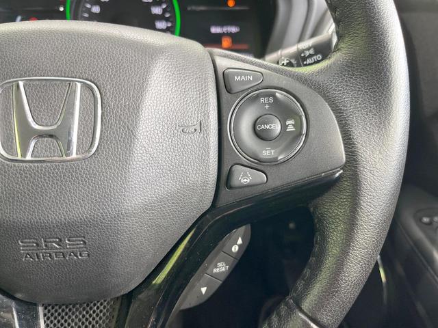 ヴェゼル ハイブリッドＸ・ホンダセンシング　純正ＳＤナビ　バックカメラ　衝突被害軽減システム　レーダークルーズ　禁煙車　ドラレコ　スマートキー　ＬＥＤヘッド　ビルトインＥＴＣ　純正１６インチアルミ　車線逸脱警報　オートライト　デュアルエアコン（6枚目）