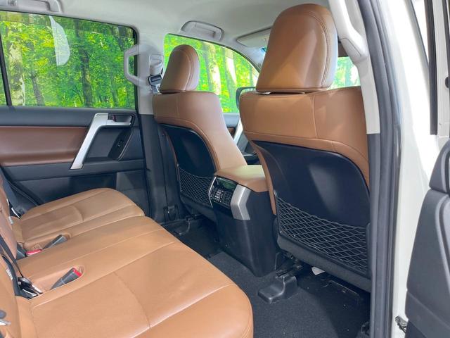 ランドクルーザープラド ＴＸ　Ｌパッケージ　７０ｔｈアニバーサリーリミテッド　４ＷＤ　ディーゼル（軽油）　７人乗り　ＳＤナビ　バックカメラ　衝突被害軽減システム　レーダークルーズ　禁煙車　レザーシート　前席シートエアコン　ドラレコ　コーナーセンサー　スマートキー　ＬＥＤヘッド（9枚目）