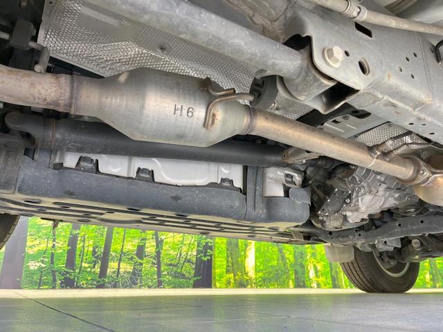 ランドクルーザープラド ＴＸ　Ｌパッケージ　７０ｔｈアニバーサリーリミテッド　４ＷＤ　ディーゼル（軽油）　７人乗り　ＳＤナビ　バックカメラ　衝突被害軽減システム　レーダークルーズ　禁煙車　レザーシート　前席シートエアコン　ドラレコ　コーナーセンサー　スマートキー　ＬＥＤヘッド（30枚目）