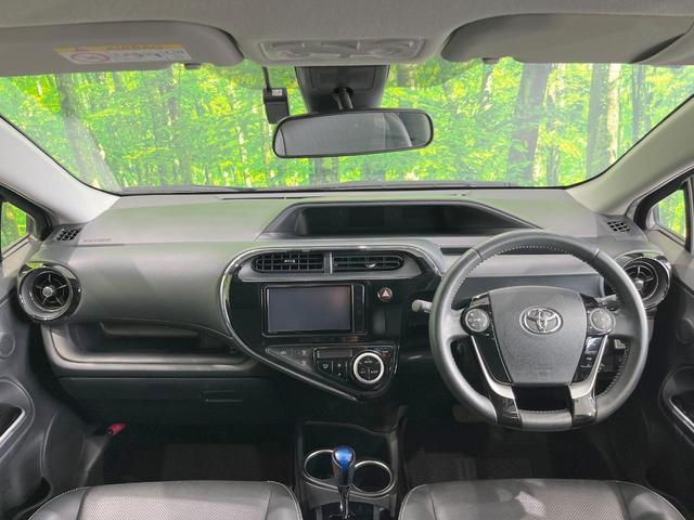 アクア Ｇソフトレザーセレクション　純正ＳＤナビ　バックカメラ　衝突被害軽減システム　レーダークルーズ　禁煙車　レザーシート　ドラレコ　コーナーセンサー　スマートキー　ＬＥＤヘッド　ビルトインＥＴＣ　純正１５インチアルミ（2枚目）