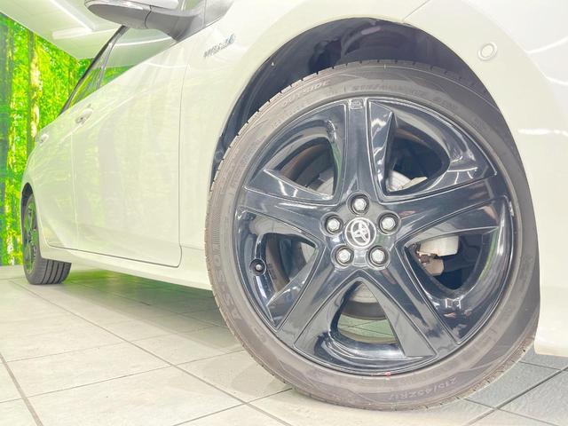 プリウス Ａ　純正ＳＤナビ　バックカメラ　衝突被害軽減システム　レーダークルーズ　禁煙車　パワーシート　ドラレコ　コーナーセンサー　スマートキー　ＬＥＤヘッド　ビルトインＥＴＣ　純正１７インチアルミ（13枚目）