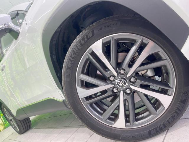 カローラクロス ハイブリッド　Ｚ　純正ナビ機能付ＤＡ　衝突被害軽減システム　レーダークルーズ　全周囲カメラ　電動リアゲート　ハーフレザーシート　全席シートヒーター　パワーシート　ドラレコ　コーナーセンサー　スマートキー　ＬＥＤヘッド（13枚目）