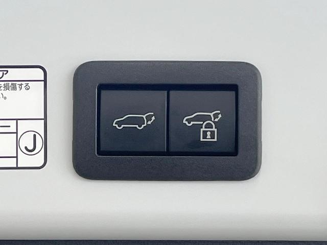 カローラクロス ハイブリッド　Ｚ　純正ナビ機能付ＤＡ　衝突被害軽減システム　レーダークルーズ　全周囲カメラ　電動リアゲート　ハーフレザーシート　全席シートヒーター　パワーシート　ドラレコ　コーナーセンサー　スマートキー　ＬＥＤヘッド（51枚目）