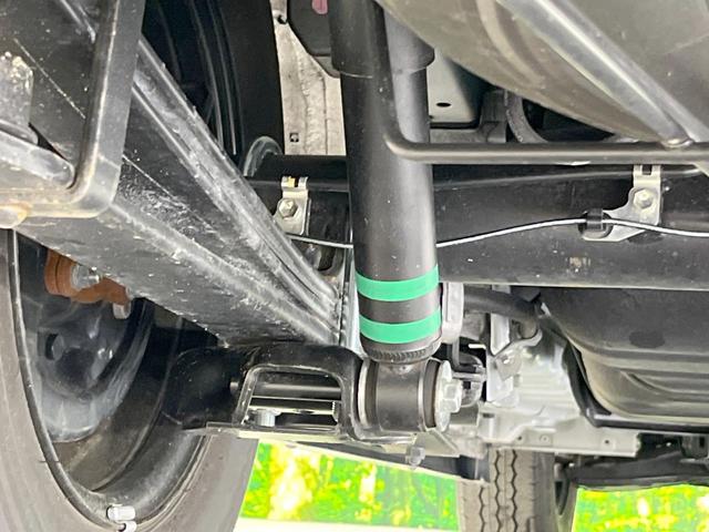 ハイエースバン ロングスーパーＧＬ　ダークプライムＳ　ディーゼル（軽油）　フルエアロ　全周囲カメラ　衝突被害軽減システム　ハーフレザーシート　スマートキー　ＬＥＤヘッド　オートハイビーム　車線逸脱警報　オートライト　オートエアコン（20枚目）