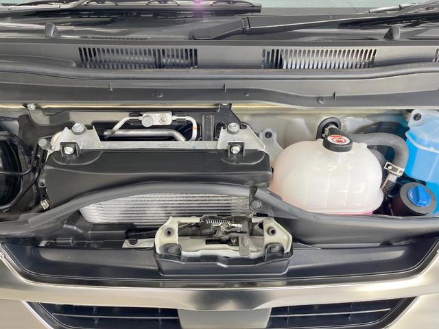 ハイエースバン ロングスーパーＧＬ　ダークプライムＳ　ディーゼル（軽油）　フルエアロ　全周囲カメラ　衝突被害軽減システム　ハーフレザーシート　スマートキー　ＬＥＤヘッド　オートハイビーム　車線逸脱警報　オートライト　オートエアコン（27枚目）