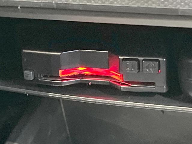 タフト Ｇ　ダーククロムベンチャー　ガラスルーフ　純正ＳＤナビ　バックカメラ　衝突被害軽減システム　禁煙車　ドラレコ　スマートキー　ＬＥＤヘッド　ビルトインＥＴＣ　純正１５インチアルミ　オートライト　オートエアコン　Ｂｌｕｅｔｏｏｔｈ（42枚目）